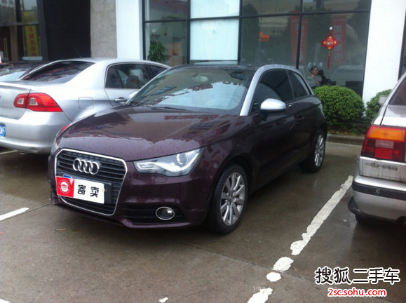 奥迪A12014款30 TFSI 舒适型