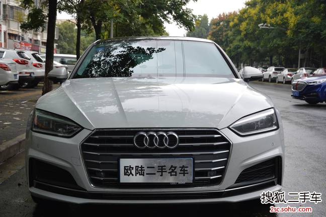 奥迪A5双门2019款40 TFSI 时尚型