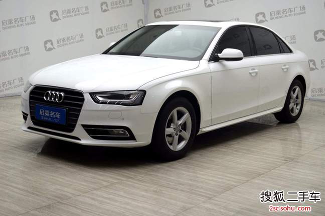 奥迪A4L2013款30 TFSI 自动舒适型