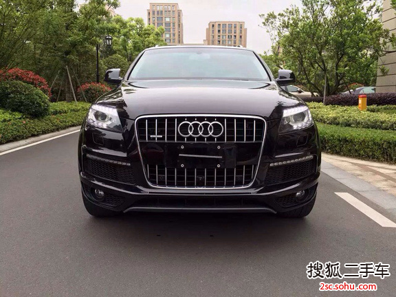 奥迪Q72015款35 TFSI 运动型