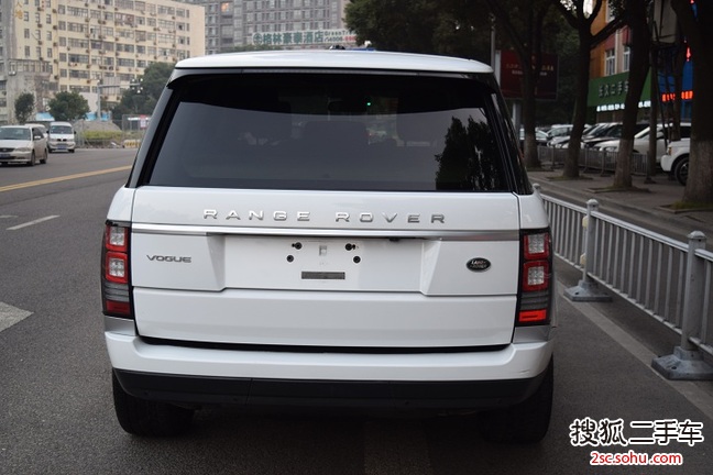 宁波二手路虎揽胜2014款3.0 tdv6 vogue 11.