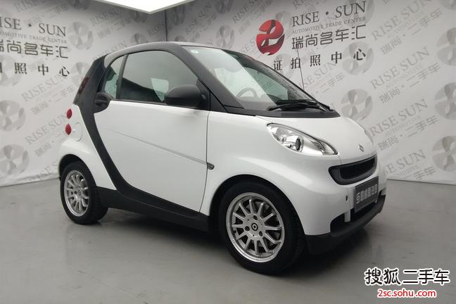 smartfortwo2011款1.0L MHD 硬顶标准版