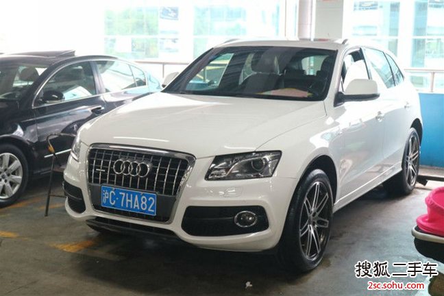 奥迪Q52010款2.0TFSI 运动款(进口)