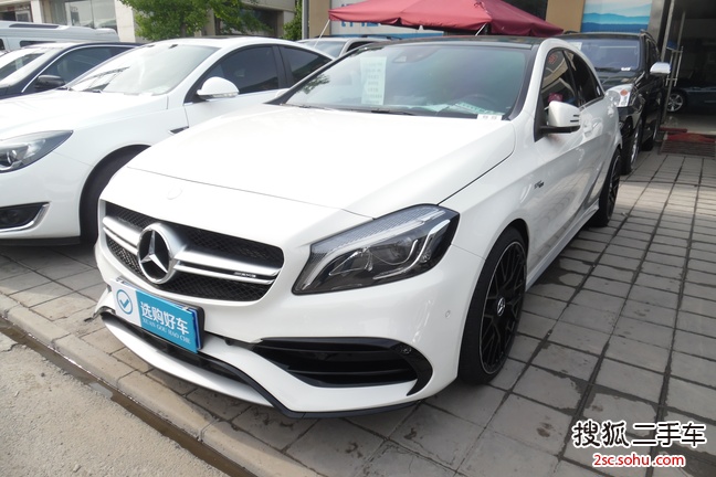 奔驰A45 AMG2016款A 45 AMG 4MATIC