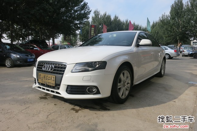 奥迪A4L2012款2.0TFSI 豪华型