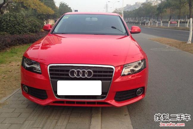 奥迪A4L2012款2.0TFSI 舒适型