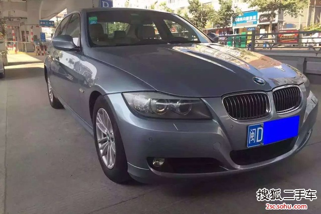 宝马3系2010款325i 豪华型