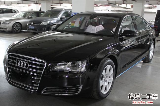 奥迪A8L2013款45 TFSI quattro豪华型