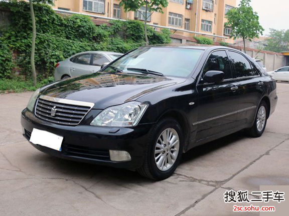 丰田皇冠2006款2.5L Royal 真皮版