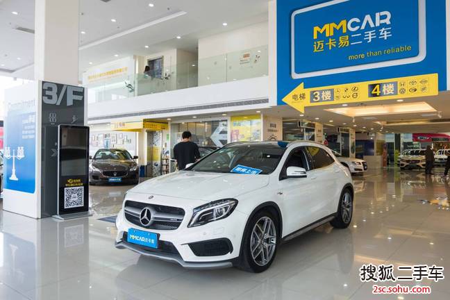 奔驰GLA45 AMG2016款GLA 45 AMG 4MATIC