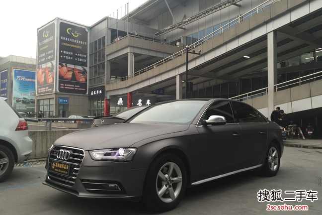 奥迪A4L2013款35 TFSI 自动舒适型