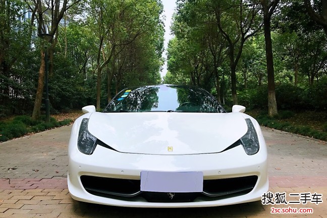 法拉利4582011款4.5L Italia