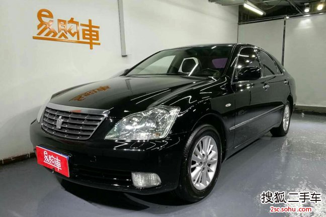 丰田皇冠2006款2.5L Royal 真皮版