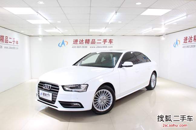 奥迪A4L2015款35 TFSI 自动舒适型