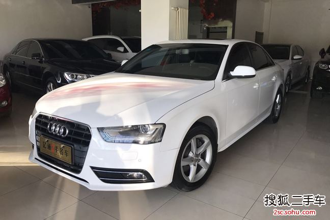 奥迪A4L2012款2.0TFSI 舒适型