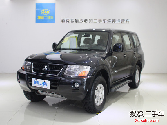 三菱帕杰罗2011款3.0L GLS 手动 四驱