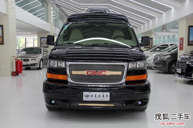 GMC Savana2013款6.0L 领袖级商务车