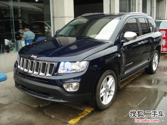 Jeep指南者2013款2.0L 两驱豪华版