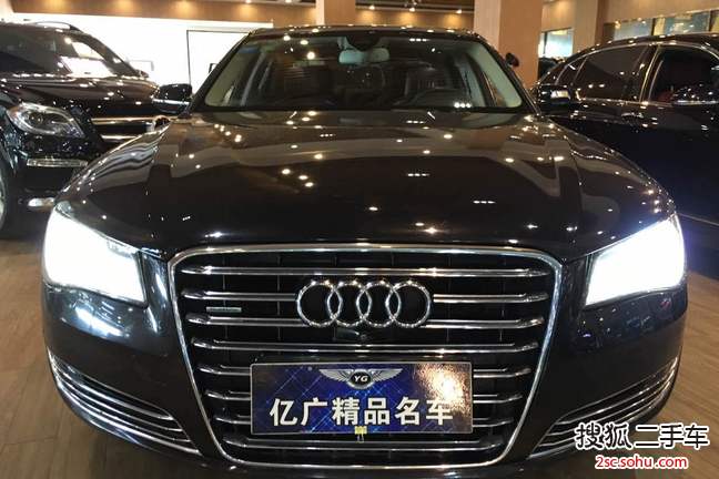 奥迪A8L2013款45 TFSI quattro豪华型