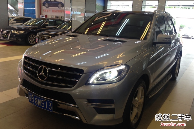 奔驰M级2014款ML400 4MATIC 豪华型