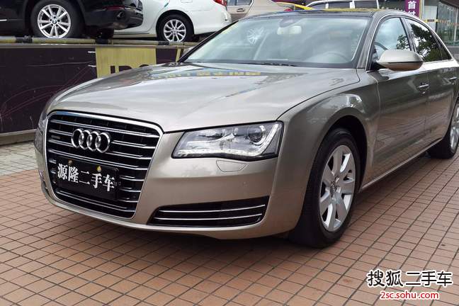 奥迪A8L2011款3.0TFSI low quattro 豪华型