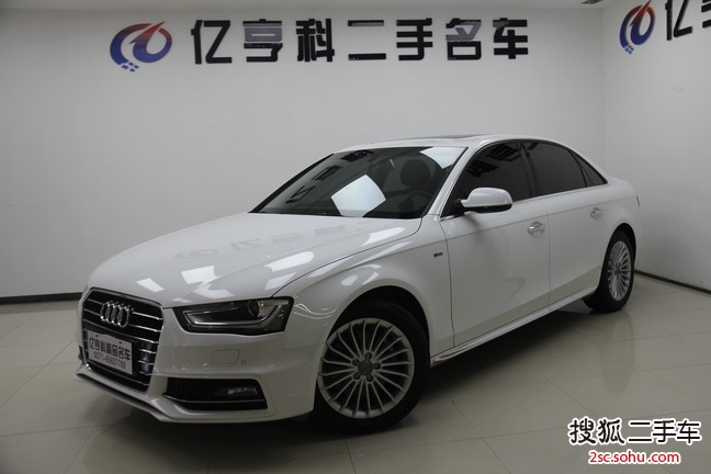 奥迪A4L2016款35 TFSI 典藏版 S line舒适型