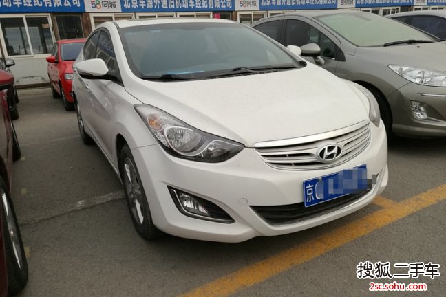 现代朗动2012款1.6L 手动领先型