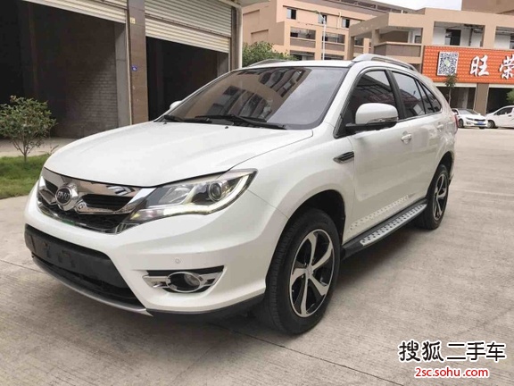 比亚迪S72016款2.0T 自动尊贵型Plus