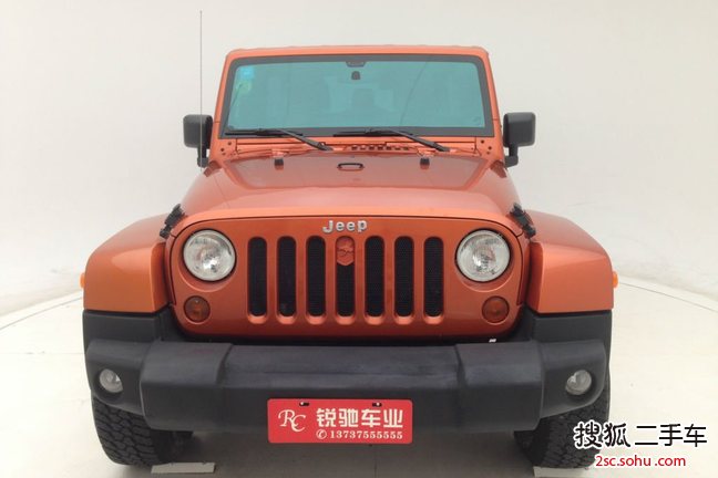 Jeep牧马人两门版2011款3.8L 撒哈拉