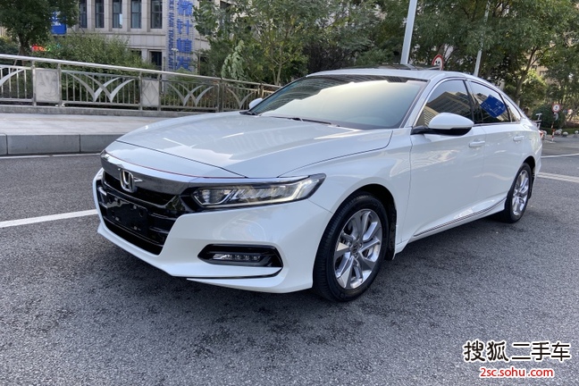 本田雅阁2018款260TURBO 精英版 国VI