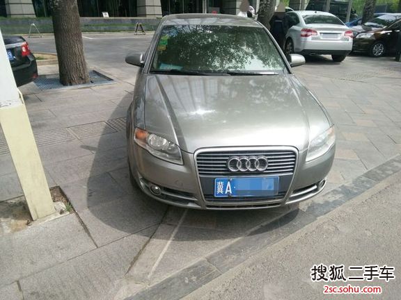 奥迪A42008款2.0TFSI Sline(个性风格版)