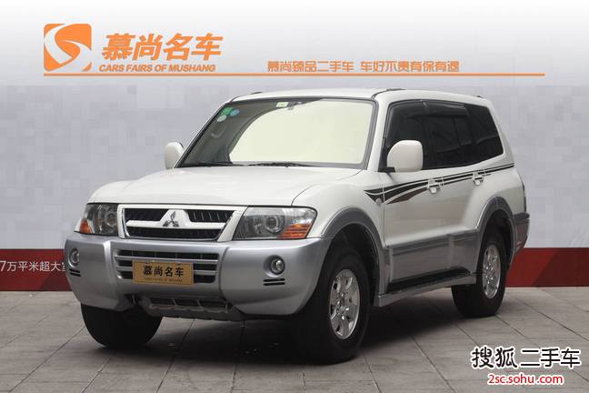 三菱帕杰罗2011款3.0L GLS 自动 四驱