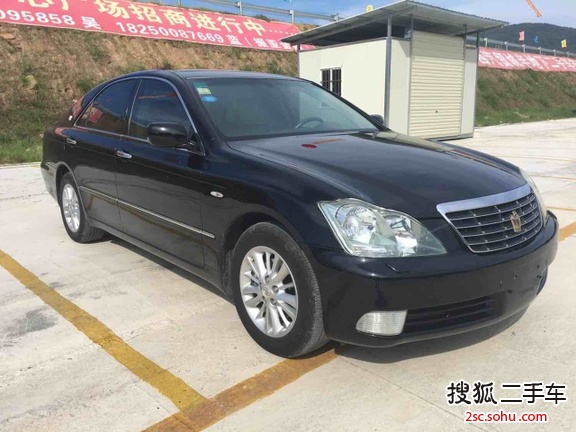 丰田皇冠2007款2.5L Royal 真皮版