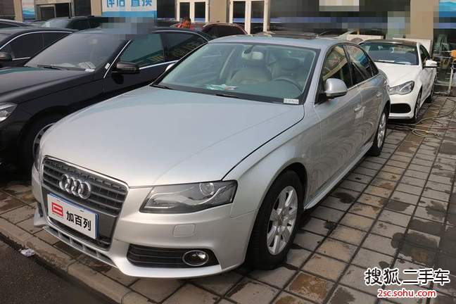 奥迪A4L2009款2.0TFSI 舒适型