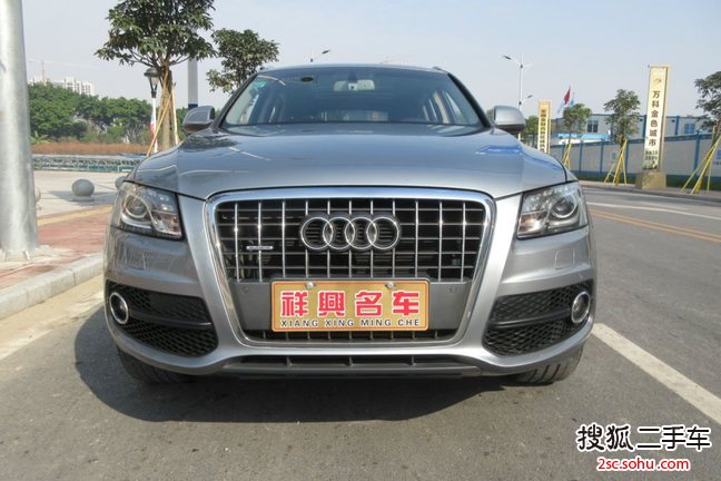 奥迪Q52010款2.0TFSI 运动款(进口)