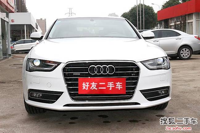 奥迪A4L2016款35 TFSI 自动舒适型