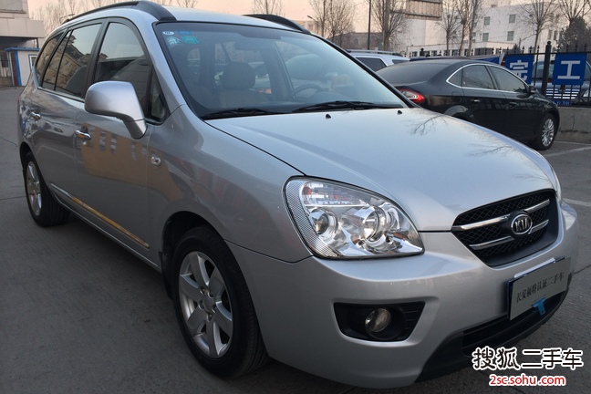 起亚新佳乐2008款2.0L 5座舒适版