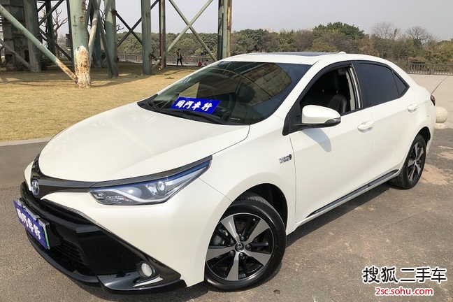 丰田雷凌双擎E+2019款 1.8PH GS CVT精英天窗版