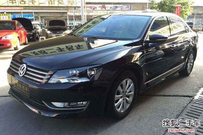 大众帕萨特2011款1.8TSI DSG尊荣版