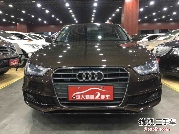 奥迪A4L2013款40 TFSI quattro个性运动型