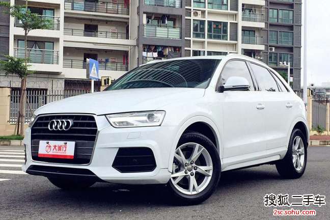 奥迪Q32016款30 TFSI 时尚型