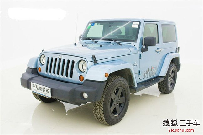 Jeep牧马人两门版2012款3.6L Sahara 极地版