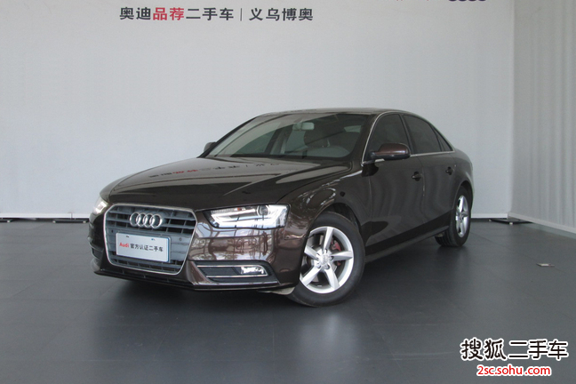 奥迪A4L2015款35 TFSI 自动标准型