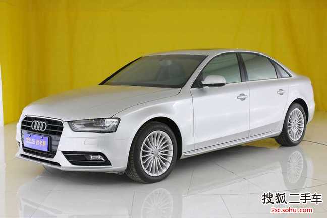 奥迪A4L2013款35 TFSI 自动豪华型