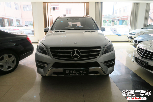 奔驰M级2014款ML400 4MATIC 豪华型