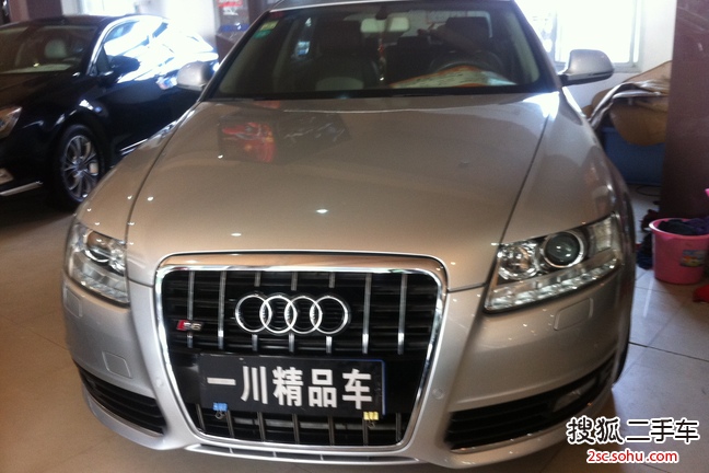 奥迪A6L2011款2.0TFSI 舒适型