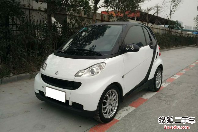 smartfortwo2011款1.0L MHD 硬顶标准版