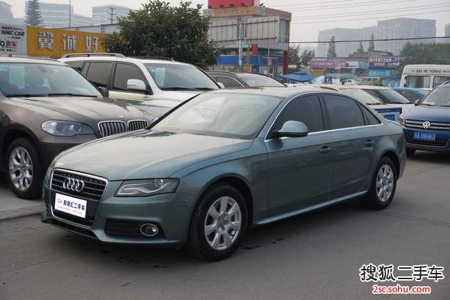 奥迪A4L2010款2.0TFSI 舒适型