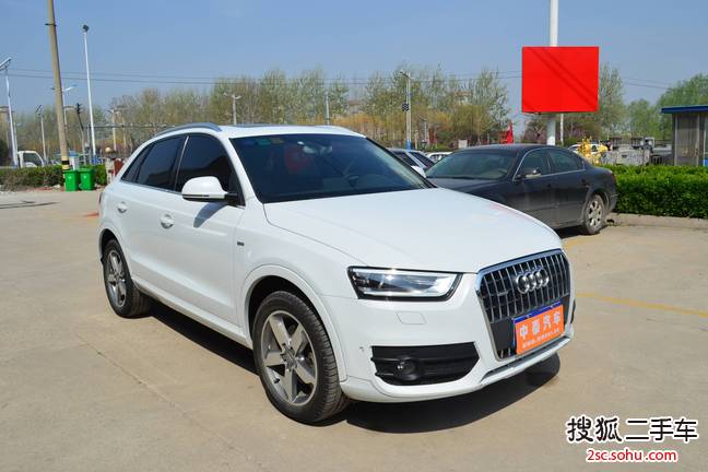 奥迪Q32013款40 TFSI 全时四驱豪华型