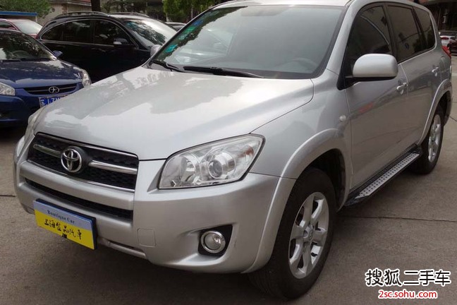 丰田RAV42009款2.4L 自动 豪华导航版